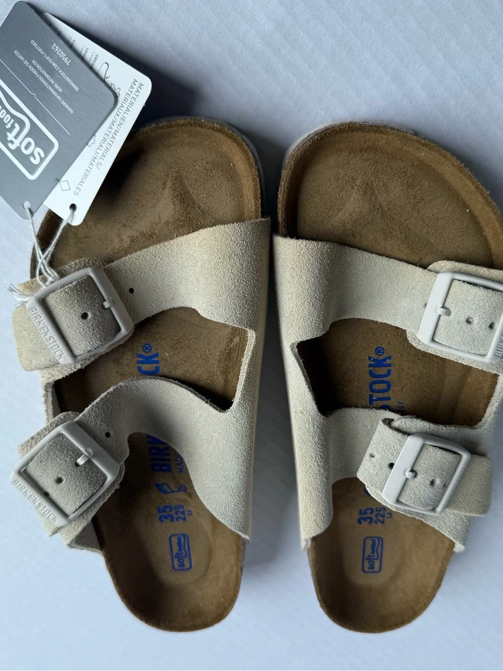 Birkenstock Arizona Softbed Suede in Antique White NIB Women’s 4-4.5, Youth 3